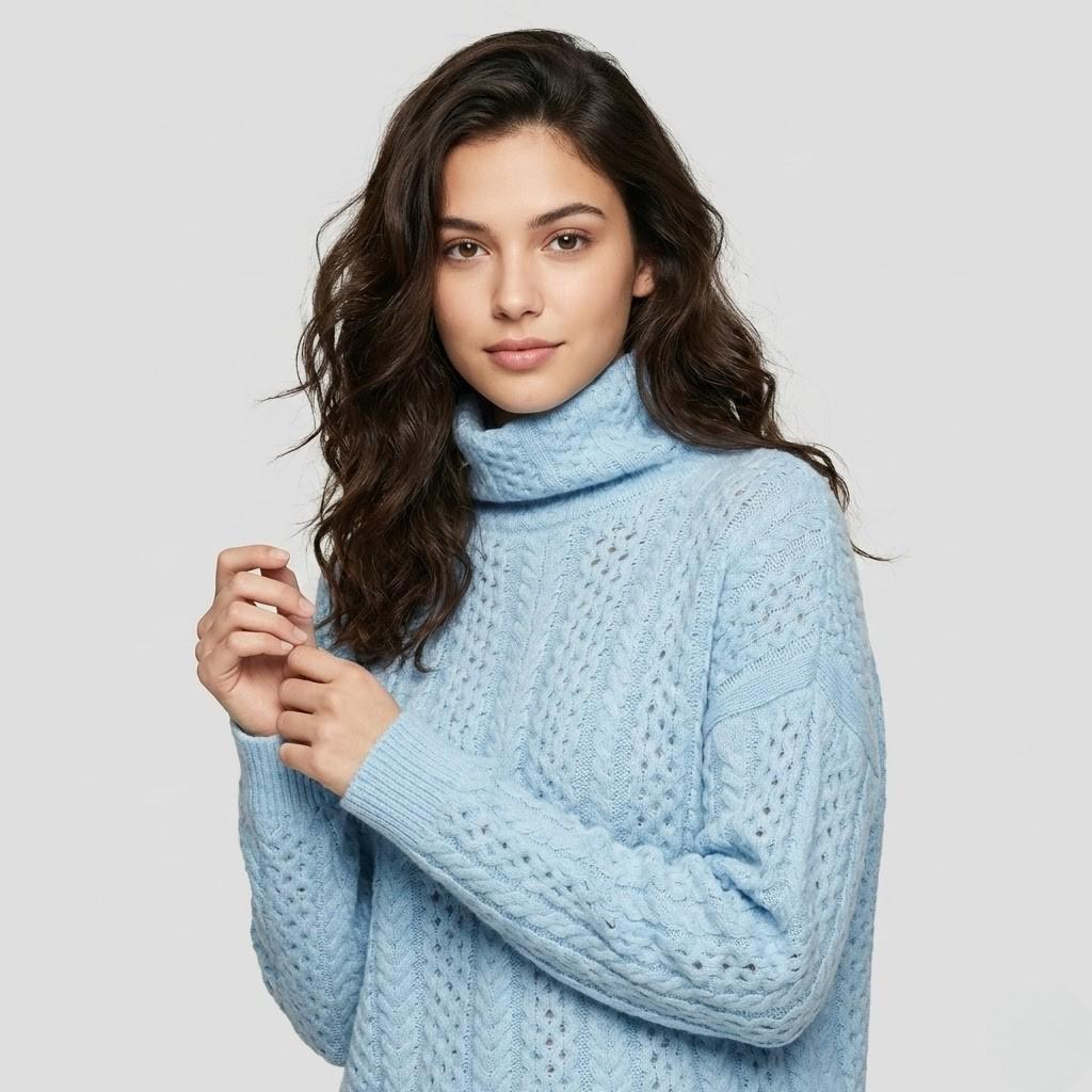 Pletený svetr volného střihu s rolákem